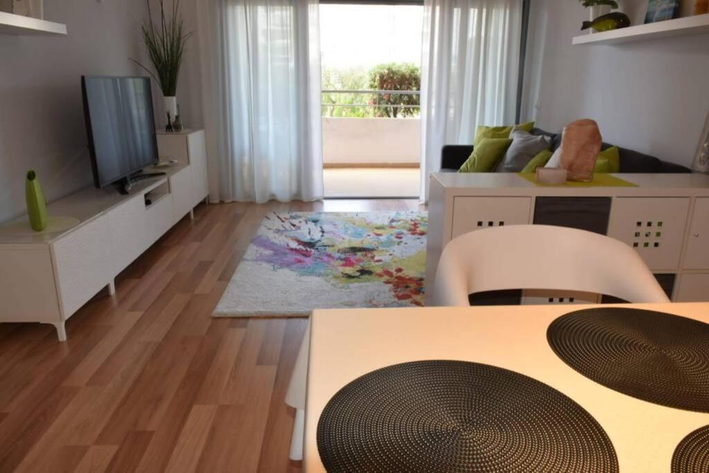 Brina, Stylish Apartment In Portimão Dış mekan fotoğraf